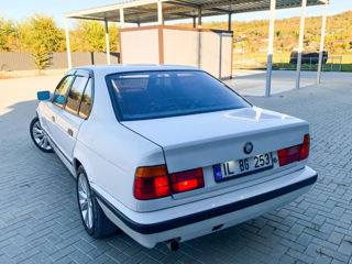 BMW 5 Series foto 8