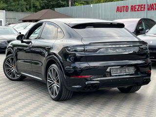 Porsche Cayenne Coupe foto 3