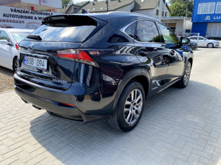 Lexus NX Series foto 3