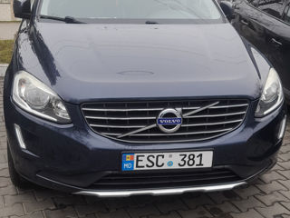 Volvo XC60 foto 2