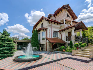 Spre vânzare casă în 2 nivele 220 mp + 9 ari, în Budești! foto 1