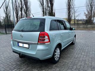 Opel Zafira foto 5