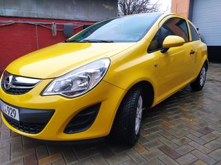 Opel Corsa foto 2