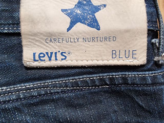 Фирменные джинсы Levi's