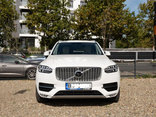 Volvo XC90 foto 1