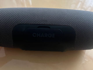 jbl charge essential foto 3