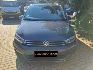 Volkswagen Touran foto 2