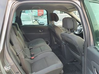 Renault Grand Scenic foto 12