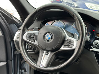 BMW 5 Series foto 9