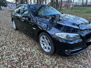 BMW 5 Series foto 4