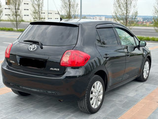 Toyota Auris foto 2