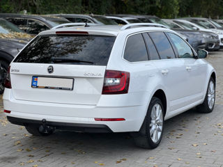 Skoda Octavia foto 3