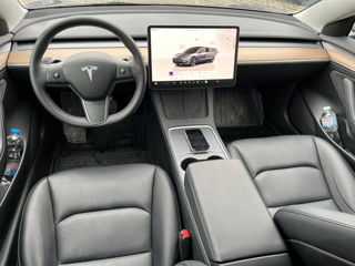 Tesla Model 3 foto 9