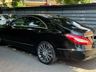 Mercedes CLS-Class foto 4