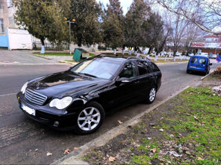 Mercedes C-Class