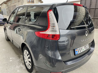 Renault Grand Scenic foto 5