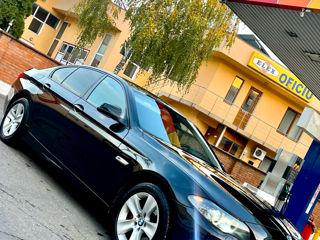 BMW 5 Series foto 6