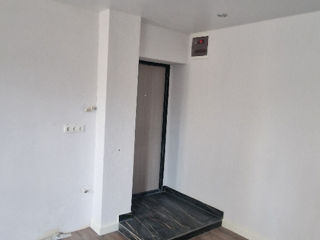 3-комн. кв., 60 м², 1/5 эт.