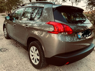 Peugeot 2008 foto 5