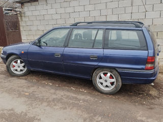 Opel Astra foto 10