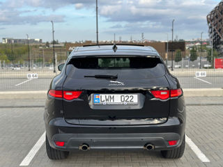 Jaguar F-PACE foto 6