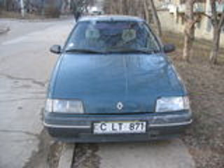 Renault 19 foto 2