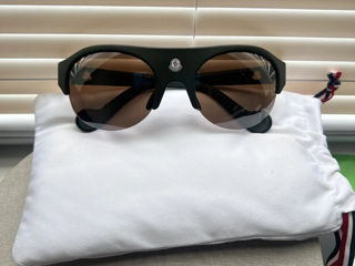 Moncler glasses  foto 0