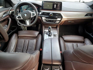 BMW 5 Series foto 8