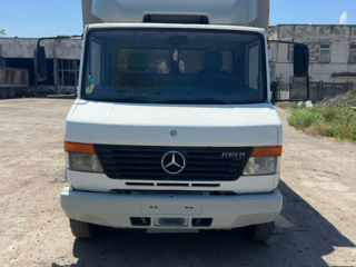 Mercedes Vario 615 D