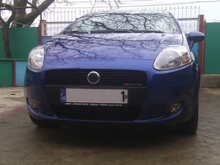 Fiat Grande Punto foto 1