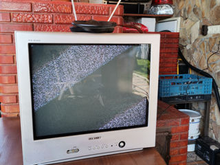 Vînd așa un TV! 550 lei!