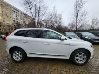 Volvo XC60 foto 18