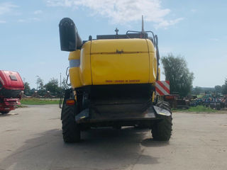 New Holland foto 4