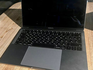 MacBook Pro 2017, i5 8GB RAM, 256GB SSD foto 2