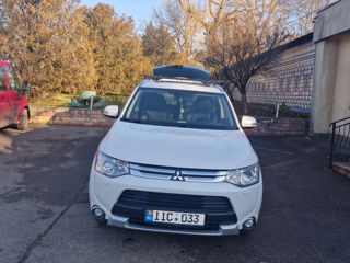 Mitsubishi Outlander foto 5