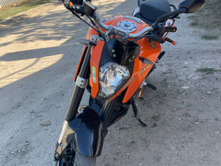 KTM Duke 125