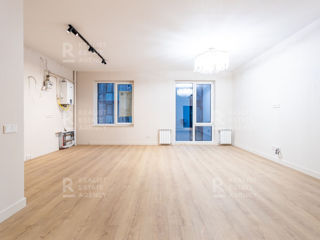 Apartament cu 2 camere, 114 m², Centru, Chișinău foto 3