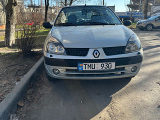 Renault Clio Symbol foto 2