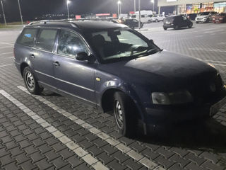 Volkswagen Passat foto 2