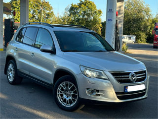 Volkswagen Tiguan foto 1