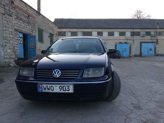 Volkswagen Bora foto 2