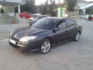 Renault Laguna foto 1