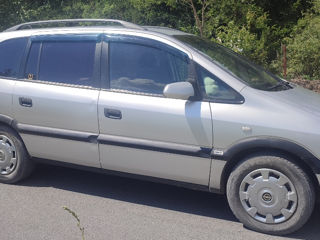 Opel Zafira foto 6