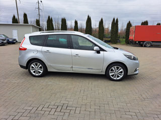 Renault Grand Scenic foto 10