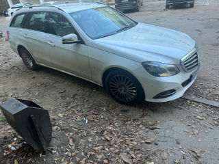 Mercedes E-Class foto 4