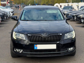 Skoda Superb foto 3