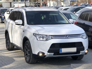 Mitsubishi Outlander foto 4