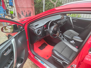 Toyota Auris foto 8