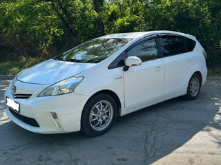 Toyota Prius + foto 3