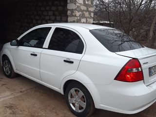 Chevrolet Aveo foto 7